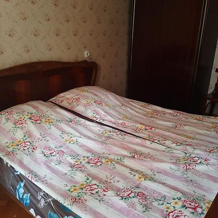 Hotel In Chiatura Екстер'єр фото